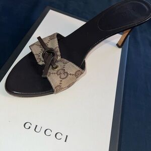 Gucci slide heels brown